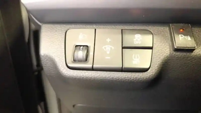 Kia Rio 1.0l t-gdi 100 ch isg — photo 19