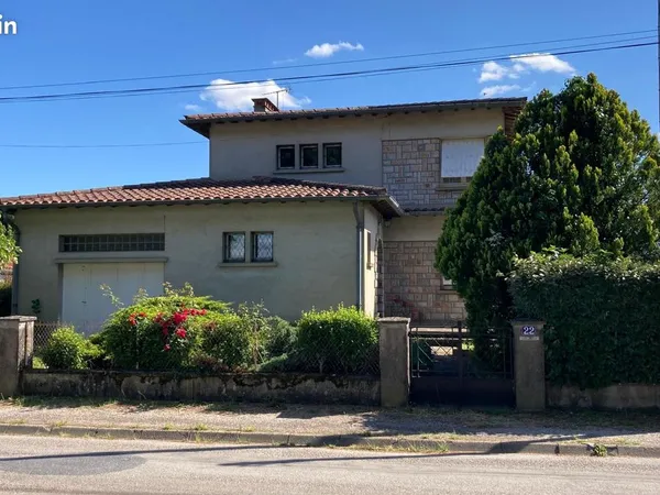 Maison - 6 pièces - 150 m²