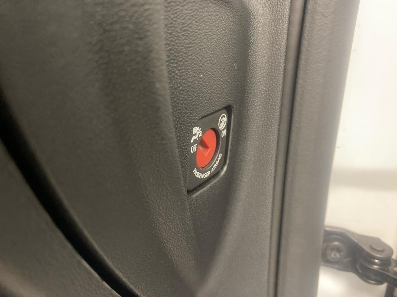 Citroën C3 puretech 83 ch bvm5 max — photo 25