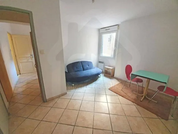 Studio 1 pièce 21 m²