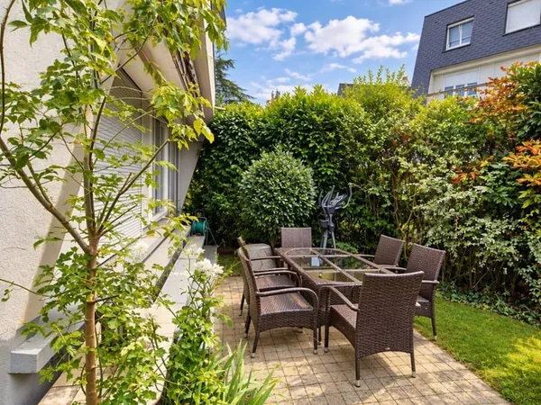 Coubron, appartement en rez-de-jardin 4 pièces