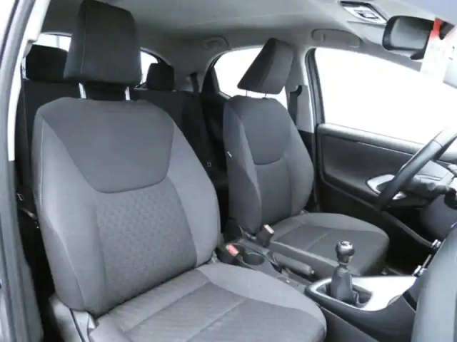 Toyota Yaris 120 vvt-i design — photo 19