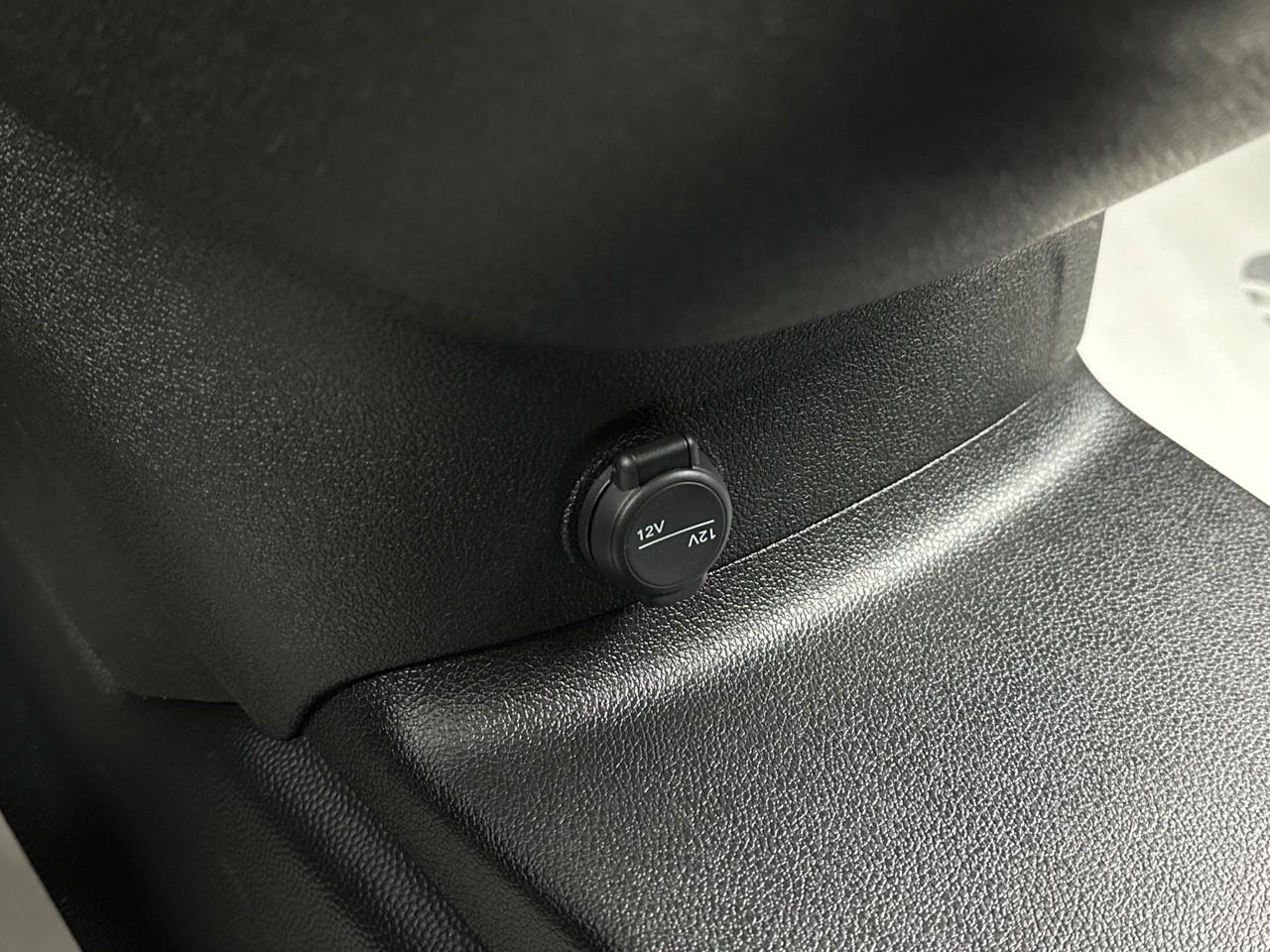 Citroën Berlingo van m diesel 100 ch manuelle — photo 32