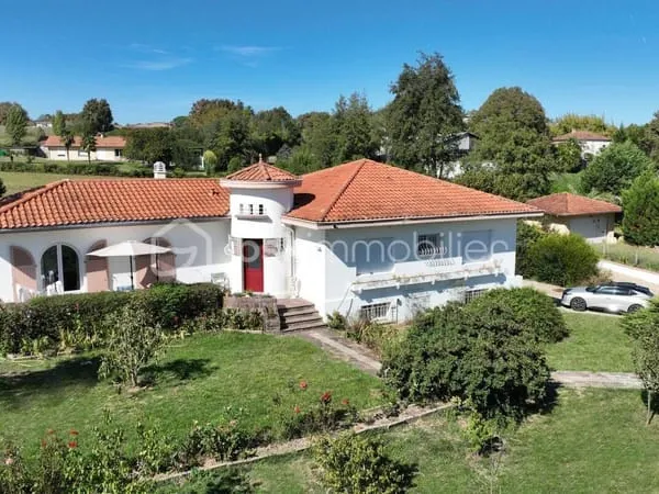 Maison de plain-pied 6 pièces 148 m²