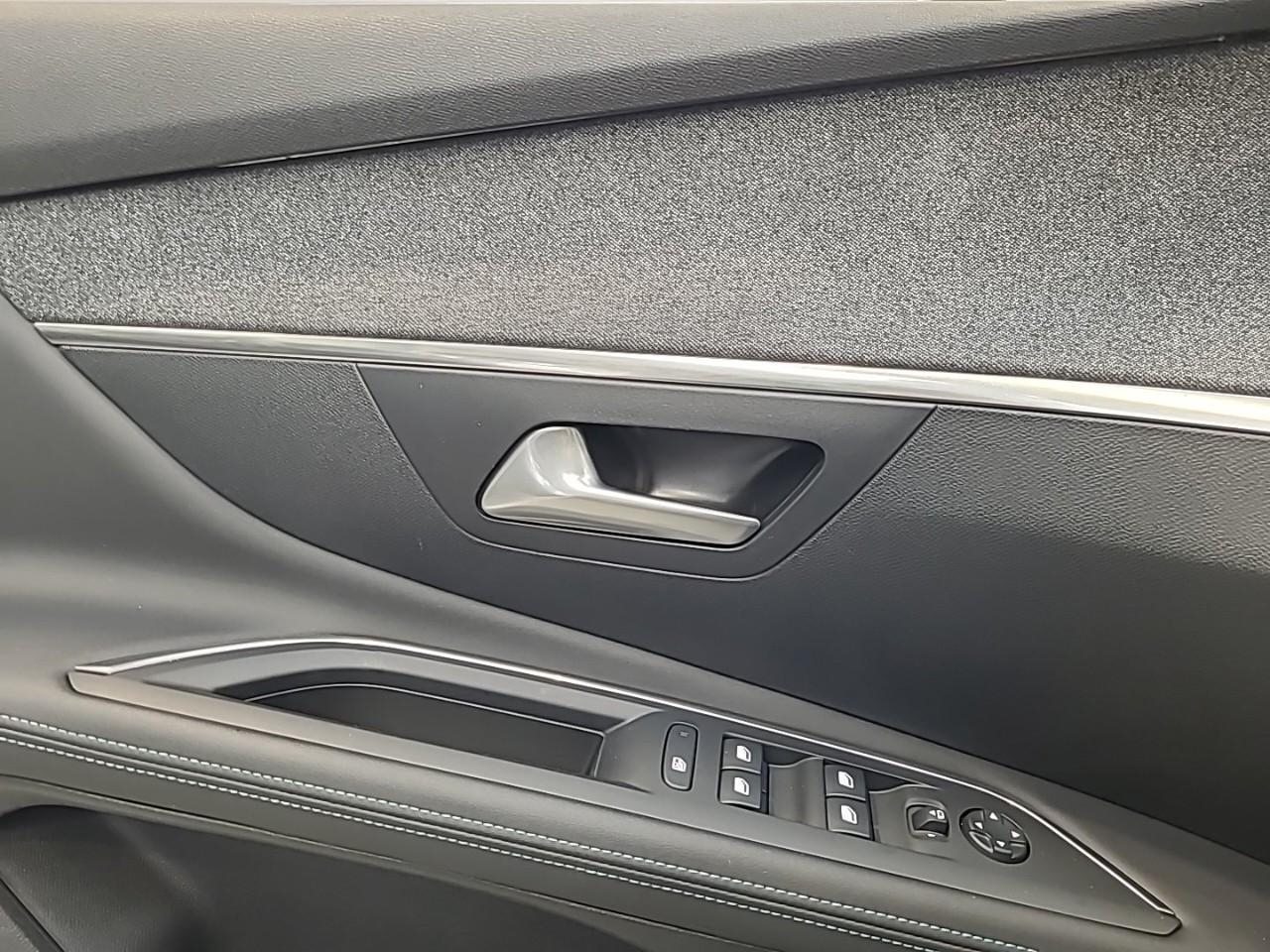 Peugeot 3008 bluehdi 130ch s&s eat8 allure pack — photo 26
