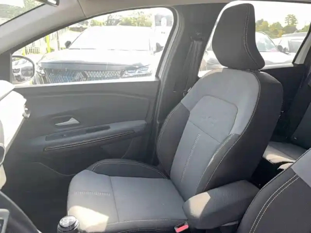 Dacia Jogger eco-g 100 5 places — photo 14