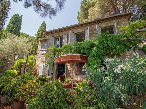 Villa 5 pièces 140 m²