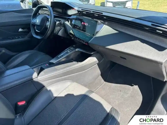 Peugeot 308 phev 180 e-eat8 — photo 37