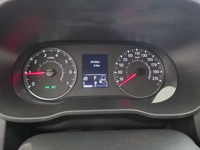 Dacia Duster tce 150 fap 4x2 edc — photo 407