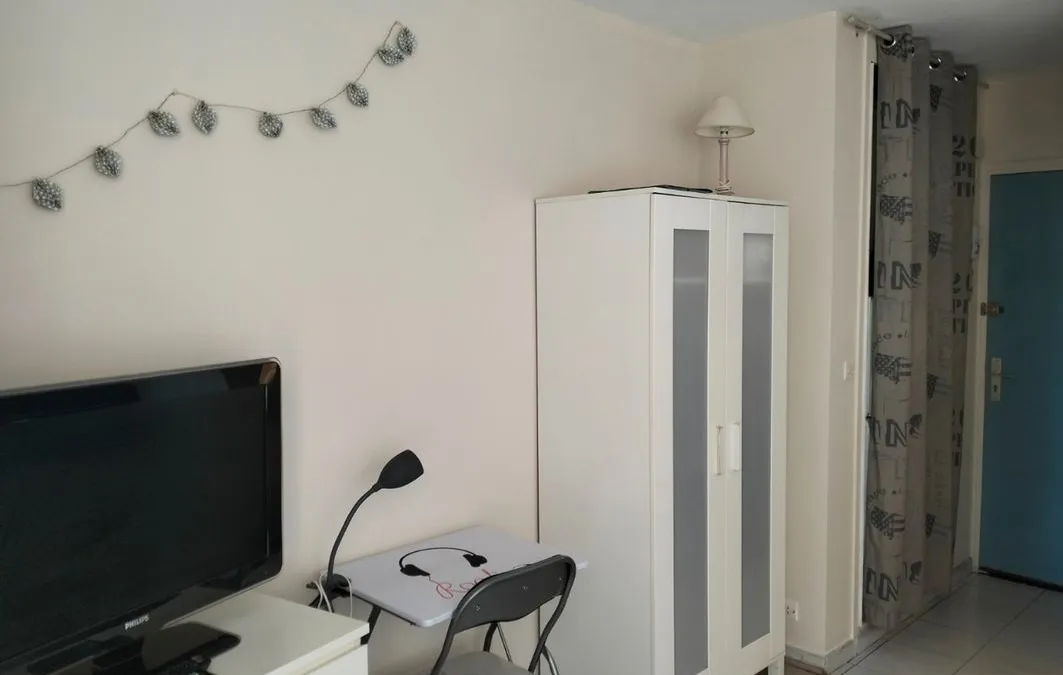 Photo 3