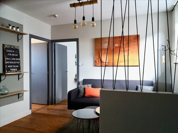 Appartement - 2ème étage - 50,57 m2 - 3 pièces - Meublé
