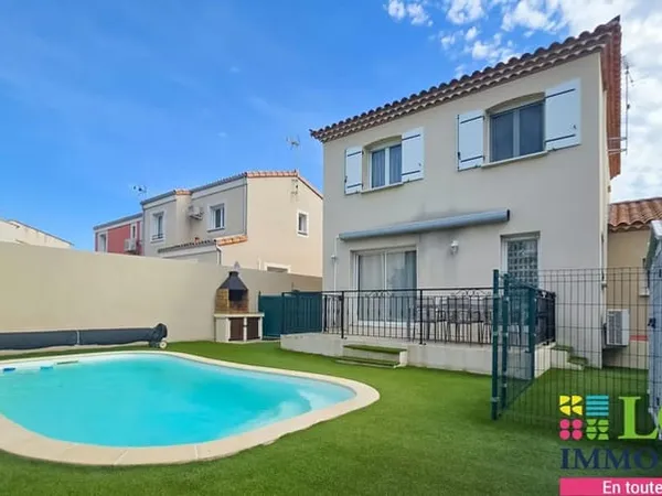 Aigues Mortes - secteur nord-ouest, terrasse & piscine