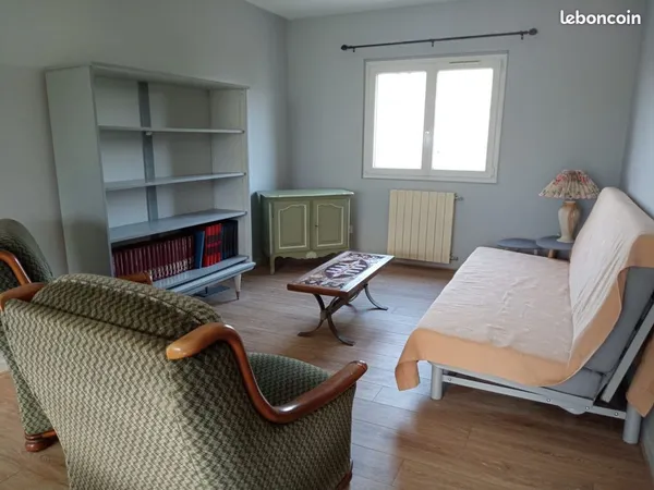 Colocation - ideal pour etudiant - bien lire l'annonce - disponible 05 aout 2025