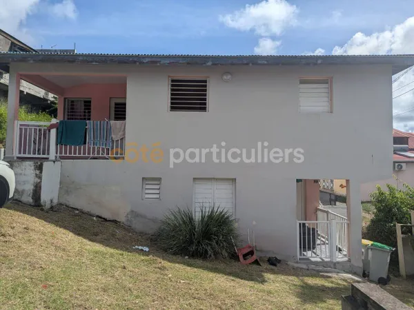 Maison 8 pièces 100 m²