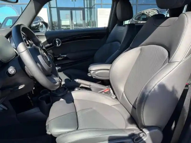 Mini Mini cooper 136ch essential bva7 — photo 10