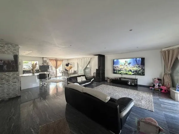 Maison 4 pièces 150 m²