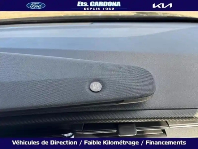 Ford Explorer 286ch extended range 77kwh pack premium rwd — photo 10