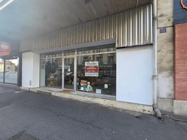 Local 2 pièces 61 m²
