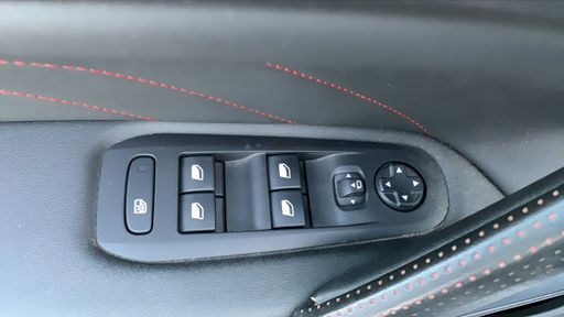 Peugeot 308 GTI 1.6 262.0 - GTI – 2018 – 95000 km – Essence – Boîte Manuelle — photo 9