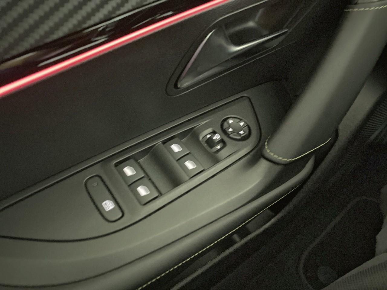 Peugeot 2008 e-2008 156ch 54 kwh gt — photo 20