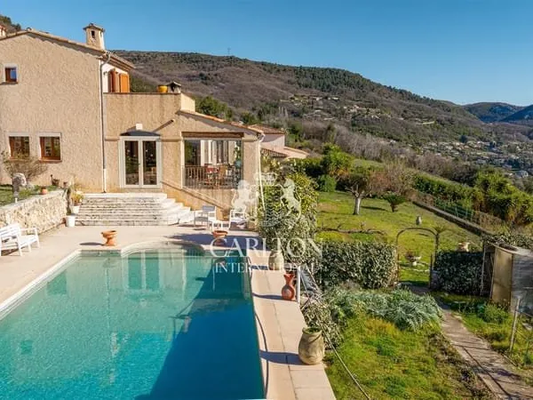 Exclusivité Tourrettes sur Loup Vue Panoramique Mer et Côte d'Azur