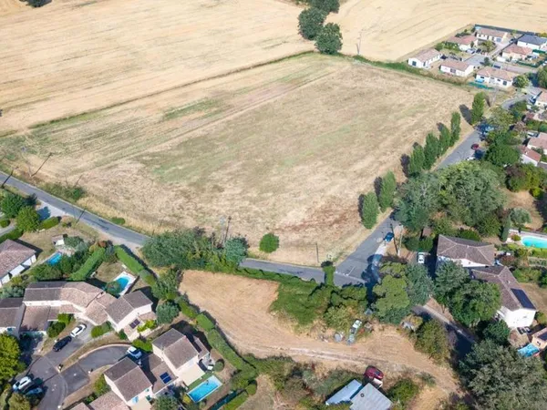 Terrain 715 m² Paulhac