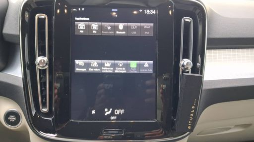 Volvo XC40 2.0 D3 150 BVA - Momentum – 2019 – 111036 km – Diesel – Boîte Automatique — photo 27