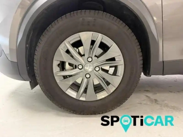 Peugeot 2008 1.2 puretech 130ch s&amp;s style eat8 — photo 10