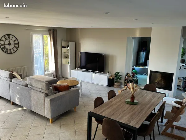 Maison 154m2 à Blainville-Crevon 4 chambres + 1 bureau