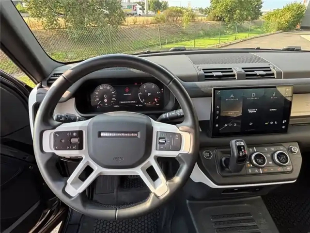 Land Rover Defender 90 d250 mhev bva8 hardtop x-dynamic — photo 22