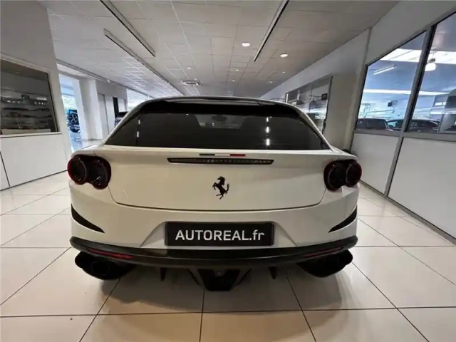 Ferrari Gtc4Lusso t v8 3.9 610ch — photo 124