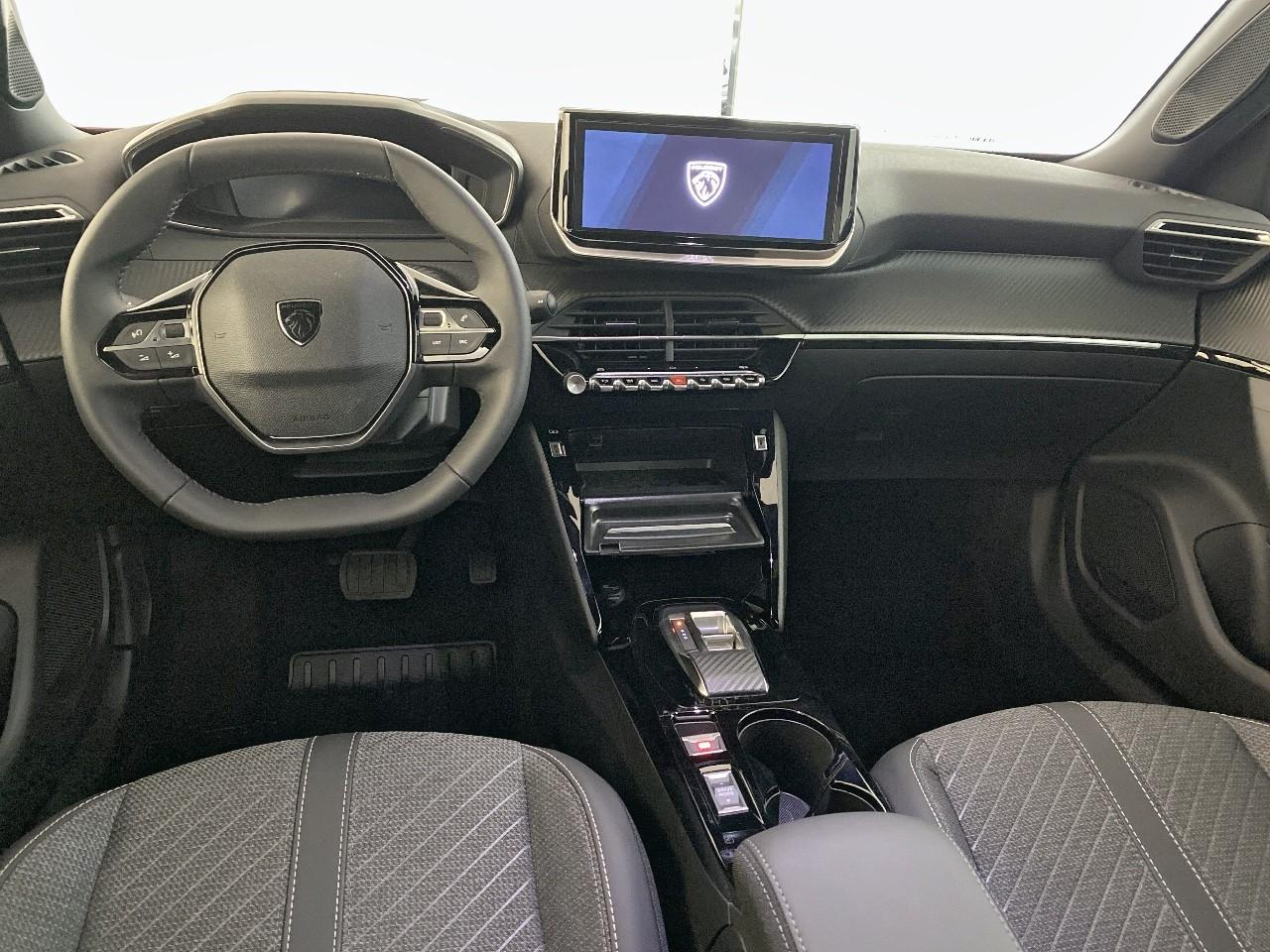 Peugeot 2008 hybrid 145 ch e-dcs6 allure — photo 8