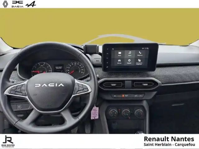 Dacia Sandero 1.0 tce 90ch stepway expression — photo 29