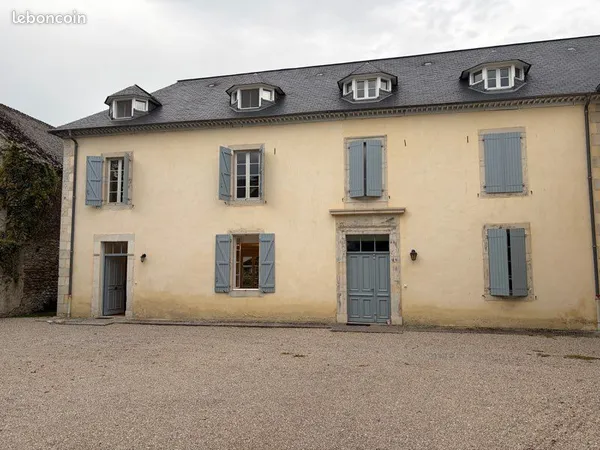 Location maison mitoyenne Coarraze