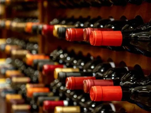 Fonds Cave à vin Caviste 75009 Paris St Lazare