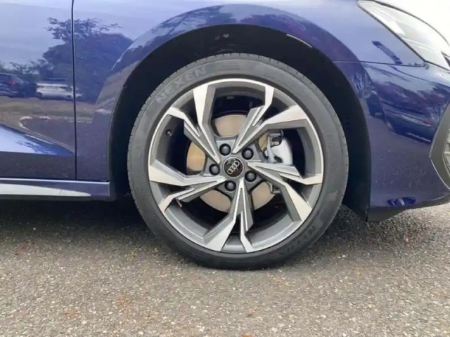 Audi A3 pi sportback 40 tfsi e 204 ch s troni — photo 10