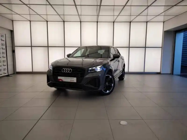 Audi Q2 35 tfsi 150 s tronic 7 — photo 14