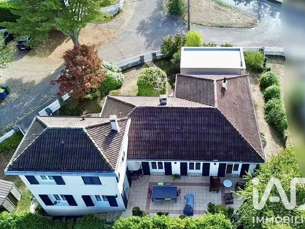 Maison 8 pièces 160 m²