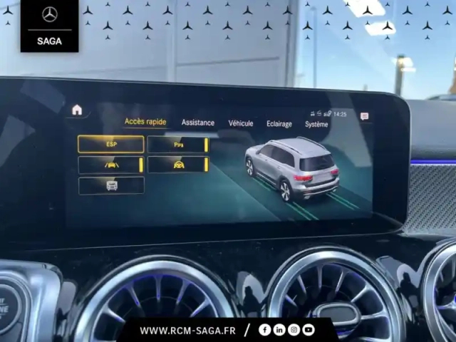 Mercedes Glb 200 d amg line — photo 12