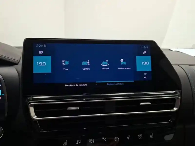 Citroën C5 Aircross hybride rechargeable 225 e-eat8 — photo 19