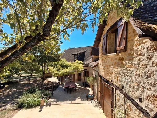 Maison quercynoise de caractère - Pierre, poutres, parquet et magnifique jardin arboré
