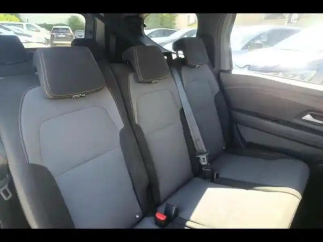Dacia Jogger 1.0 eco-g 100ch extreme+ 7 places -24 — photo 10
