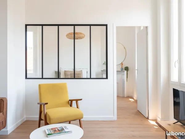 Appartement 2 pièces 40m² rénové - Centre La Ciotat