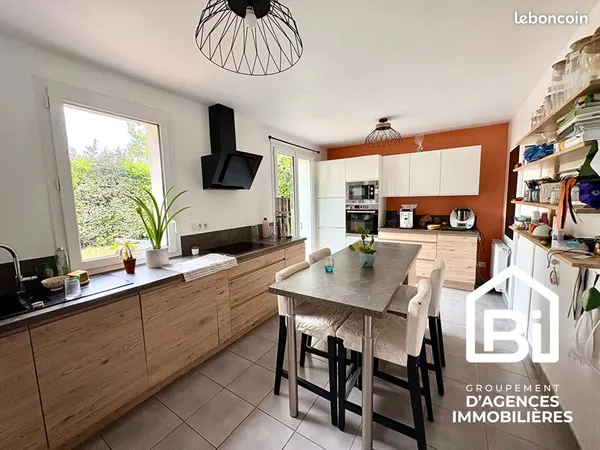 Maison 6 pièces 117 m²