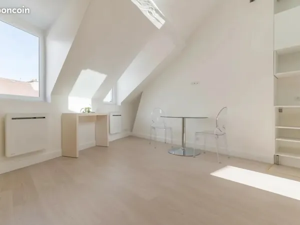 Studio 1 pièce 22 m²