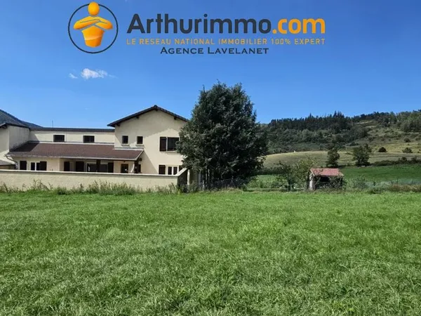 Maison 7 pièces 210 m²