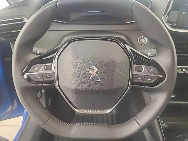 Peugeot 208 electrique 50 kwh 136ch — photo 9