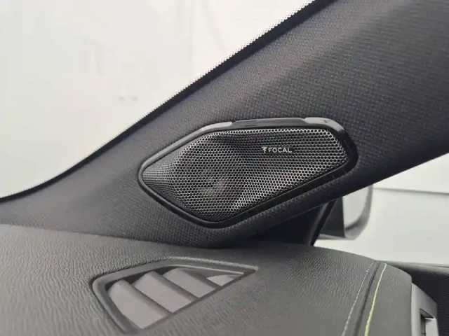 Peugeot 408 phev 225 e-eat8 — photo 22