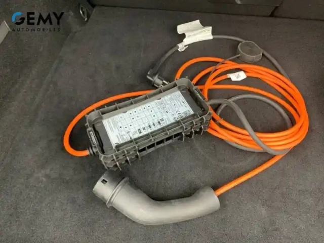 Peugeot 408 phev 225 e-eat8 — photo 50