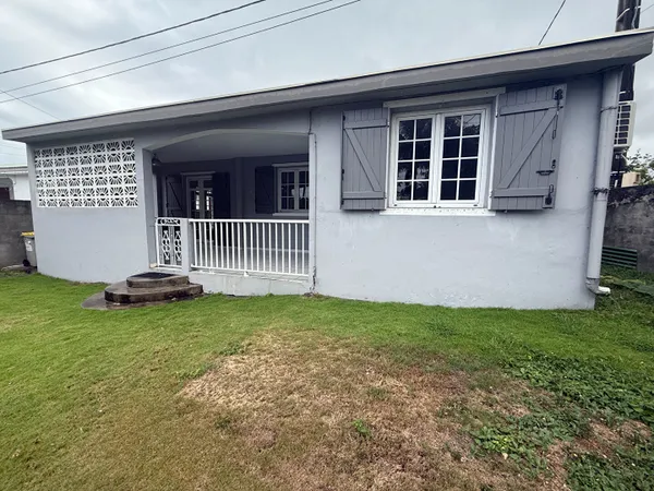 Maison de plain-pied à Sainte-Anne